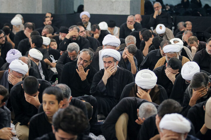 تصاویر/ مراسم عزاداری روز تاسوعا دفتر مقام معظم رهبری در قم