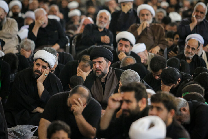 تصاویر/ مراسم عزاداری روز تاسوعا دفتر مقام معظم رهبری در قم