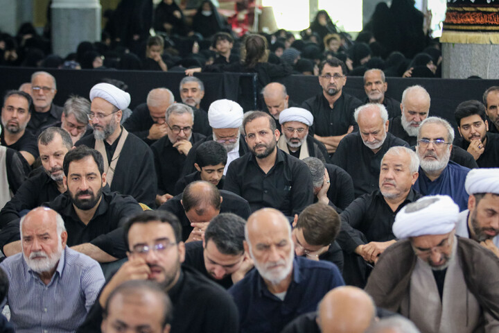 تصاویر/ مراسم عزاداری روز تاسوعا دفتر مقام معظم رهبری در قم