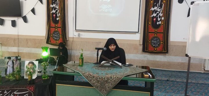 تصاویر/ ویژه برنامه سوگواری ایام شهادت سیدالشهدا (ع) در مدرسه علمیه حضرت زینب(س) کرمان