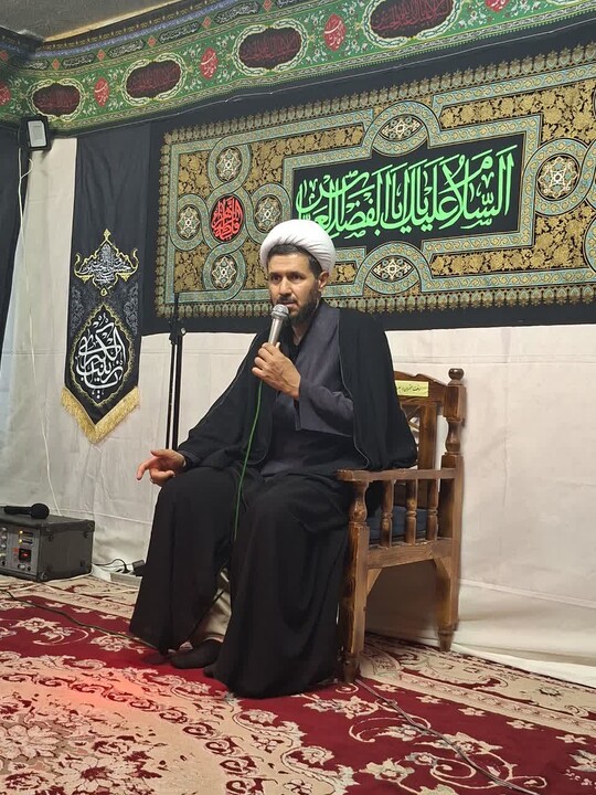 تصاویر / مراسم عزاداری در مدرسه علمیه صاحب الزمان(عج) اسدآباد