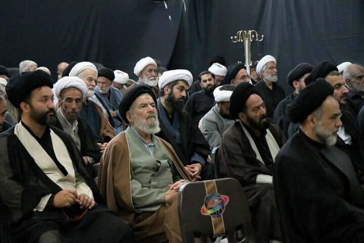 Photos/ L’Ayatollah Arafi participe aux commémorations de l’Achoura chez le grand Ayatollah Nouri-Hamadani