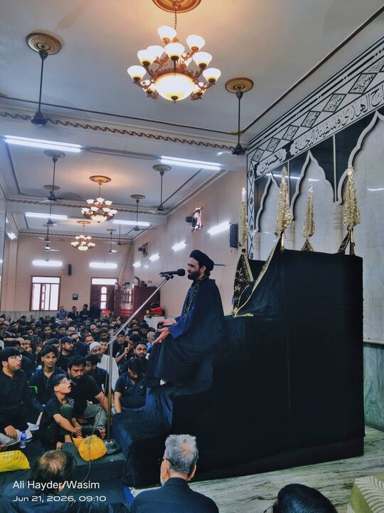 হুসাইনির চেতনা ও আবেগ; কলকাতা, পশ্চিমবঙ্গ, ভারতে জমকালো শোকযাত্রা ও শোকানুষ্ঠান/ছবি