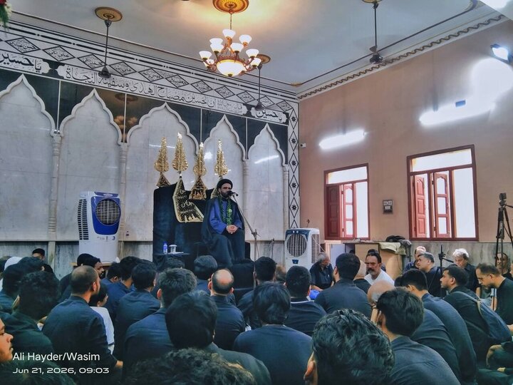 হুসাইনির চেতনা ও আবেগ; কলকাতা, পশ্চিমবঙ্গ, ভারতে জমকালো শোকযাত্রা ও শোকানুষ্ঠান/ছবি
