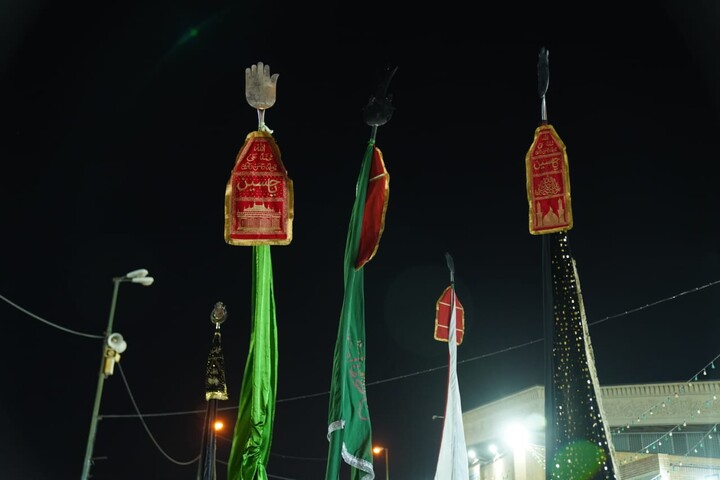 تصاویر / قم المقدسہ میں آٹھ محرم الحرام کے موقع پر مجمع علماء و طلابِ ہند مقیم قم کے زیرِ اہتمام ایک عظیم الشان جلوسِ عزا برآمد ہوا