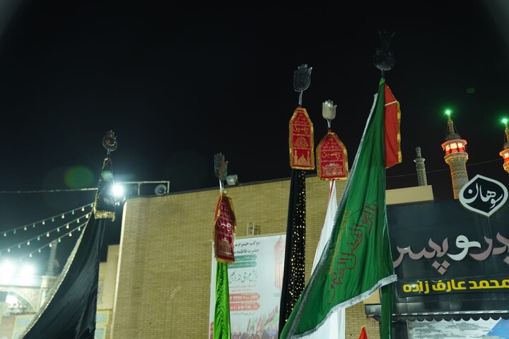 تصاویر / قم المقدسہ میں آٹھ محرم الحرام کے موقع پر مجمع علماء و طلابِ ہند مقیم قم کے زیرِ اہتمام ایک عظیم الشان جلوسِ عزا برآمد ہوا