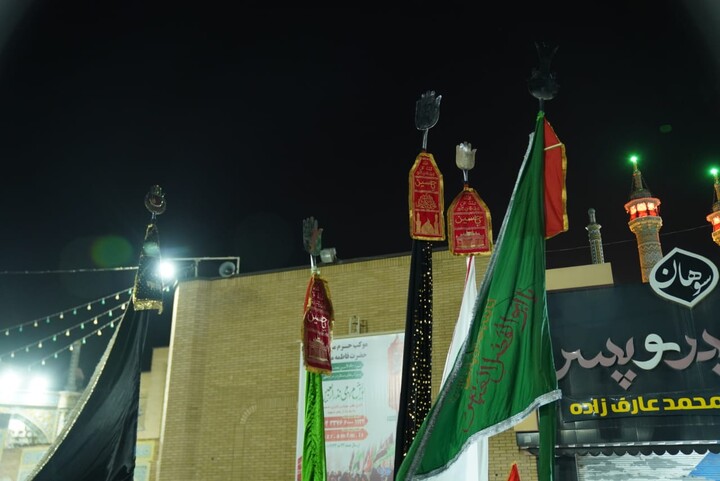 تصاویر / قم المقدسہ میں آٹھ محرم الحرام کے موقع پر مجمع علماء و طلابِ ہند مقیم قم کے زیرِ اہتمام ایک عظیم الشان جلوسِ عزا برآمد ہوا