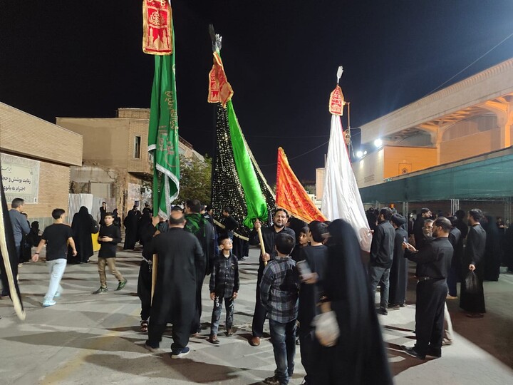 تصاویر / قم المقدسہ میں آٹھ محرم الحرام کے موقع پر مجمع علماء و طلابِ ہند مقیم قم کے زیرِ اہتمام ایک عظیم الشان جلوسِ عزا برآمد ہوا