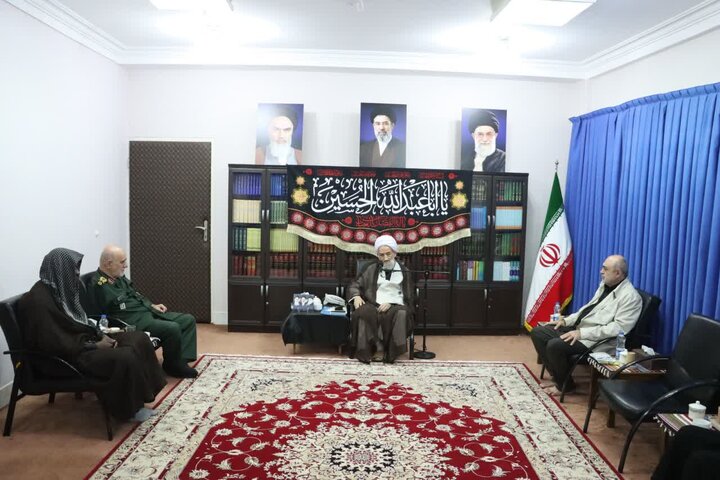 تصاویر/ دیدار مشاور فرمانده کل سپاه با نماینده ولی فقیه در مازندران