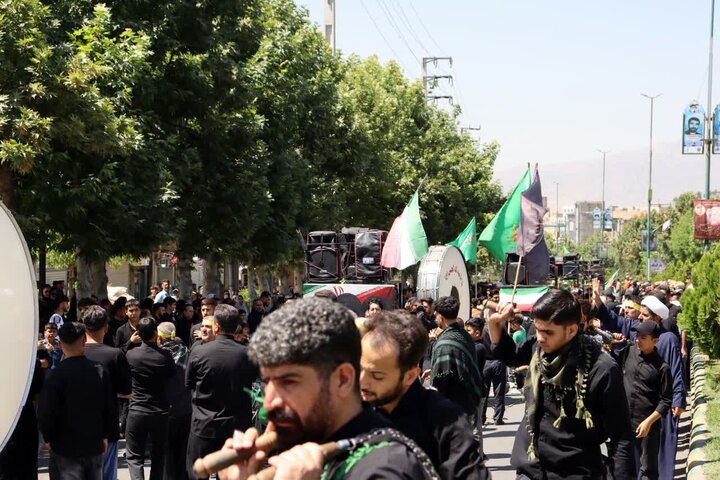 تصاویر/گسترده هیئات مذهبی کامیاران در آیین تاسوعای حسینی