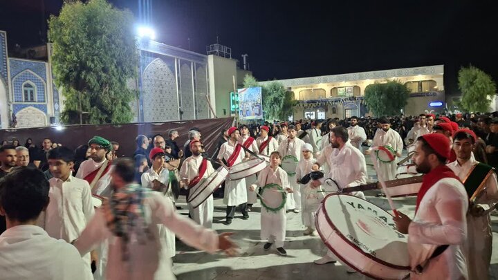 تصاویر | شب تاسوعا متفاوت در امامزاده شاه سید علی(ع)قم