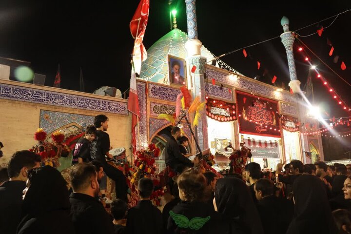 تصاویر | شب تاسوعا متفاوت در امامزاده شاه سید علی(ع)قم