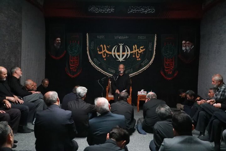 تصاویر/ مراسم عزاداری سرور و سالار شهیدان در دفتر نماینده ولی‌فقیه در استان سمنان برگزار شد