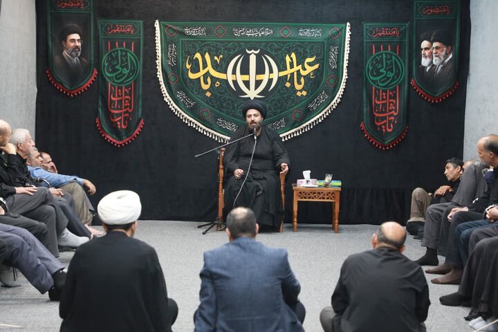 تصاویر/ مراسم عزاداری سرور و سالار شهیدان در دفتر نماینده ولی‌فقیه در استان سمنان برگزار شد