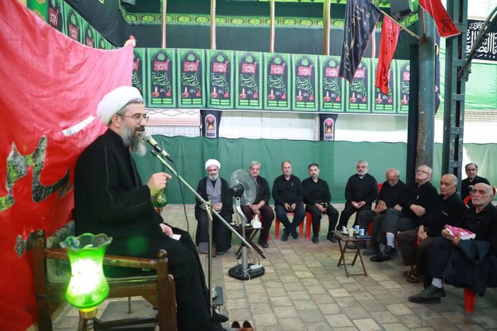 تصاویر/ مراسم عزاداری روز تاسوعا در تکیه پهنه بازار سمنان