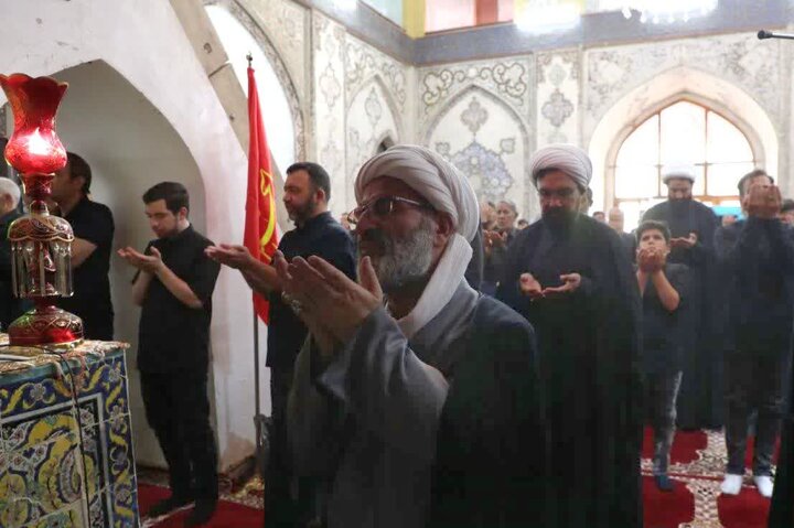 تصاویر/ مراسم عزای تاسوعای حسینی در مسجد امام خمینی(ره) سمنان