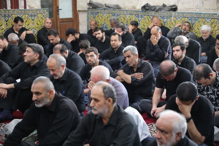 تصاویر/ مراسم عزای تاسوعای حسینی در مسجد امام خمینی(ره) سمنان