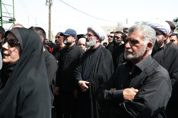 تصاویر/ "نخل‌گردانی" تکیه جهادیه سمنان در روز تاسوعا