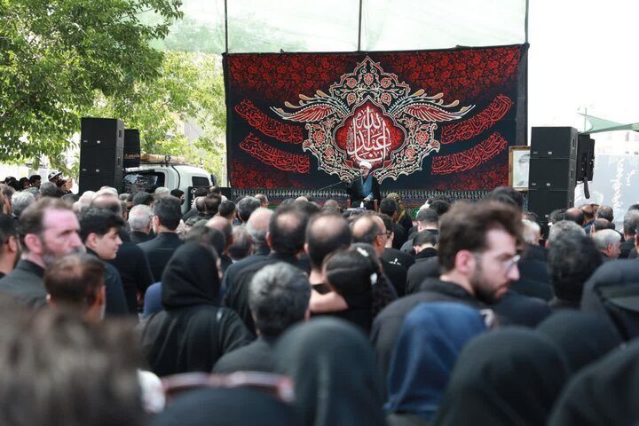 تصاویر/ "نخل‌گردانی" تکیه جهادیه سمنان در روز تاسوعا