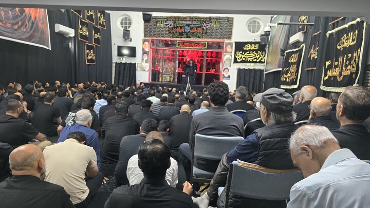 تصاویر/ برگزاری مراسم عزاداری و مجلس عزا در اداره جعفریه لندن