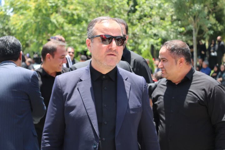 تصاویر/حضور فرماندار شهر اراک در مراسم روز تاسوعا در شهرستان کارچان
