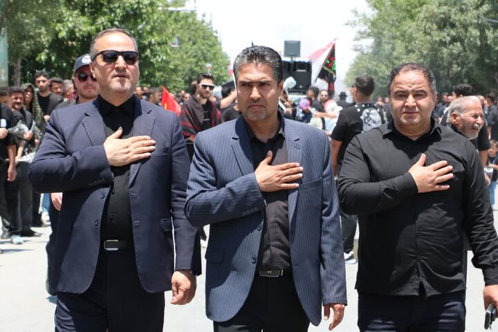 تصاویر/حضور فرماندار شهر اراک در مراسم روز تاسوعا در شهرستان کارچان