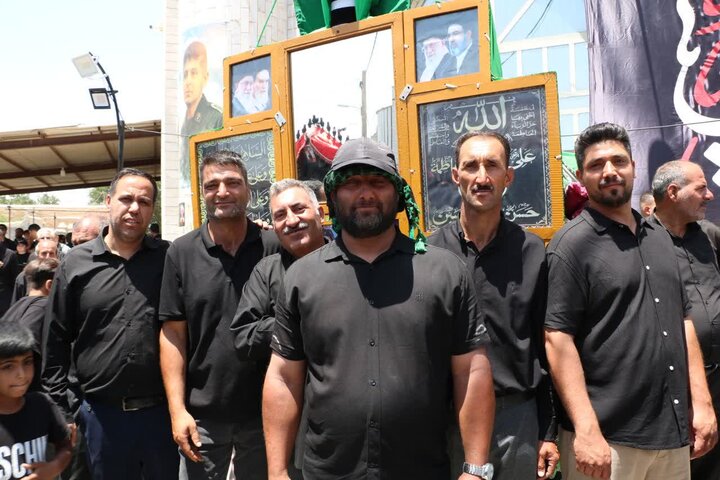تصاویر/حضور فرماندار شهر اراک در مراسم روز تاسوعا در شهرستان کارچان
