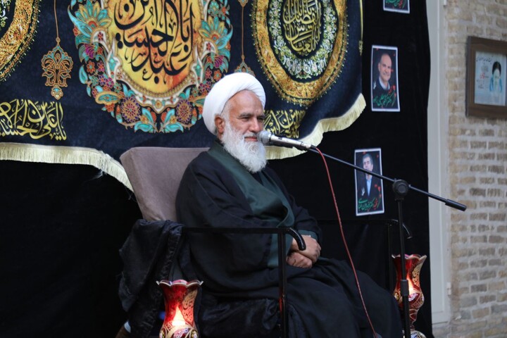 تصاویر/ نهمین روز مجلس عزاداری محرم حوزه علمیه استان یزد برگزار شد