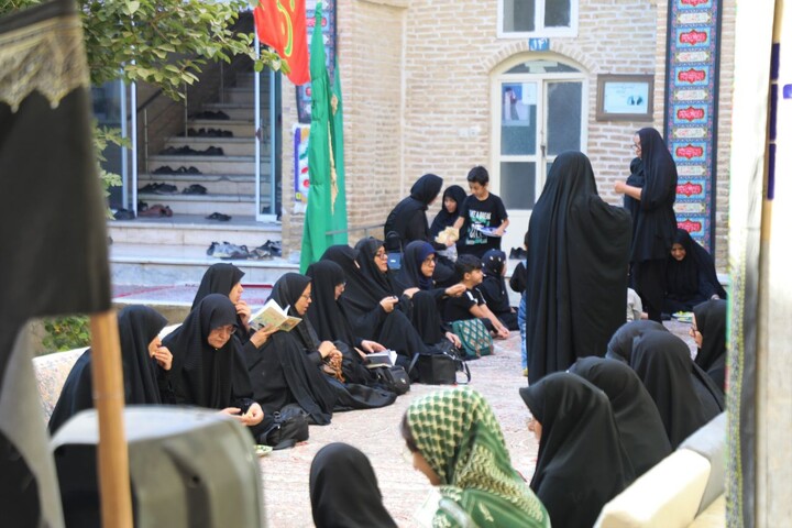 تصاویر/ نهمین روز مجلس عزاداری محرم حوزه علمیه استان یزد برگزار شد
