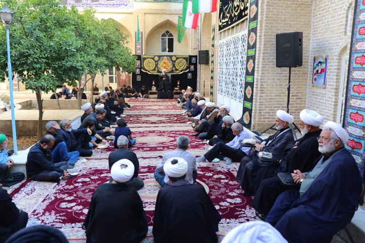 تصاویر/ نهمین روز مجلس عزاداری محرم حوزه علمیه استان یزد برگزار شد