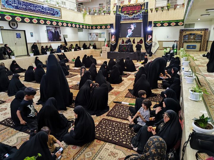 تصاویر/ مراسم عزاداری روز تاسوعای حسینی در مدرسه علمیه ریحانة‌الرسول ارومیه