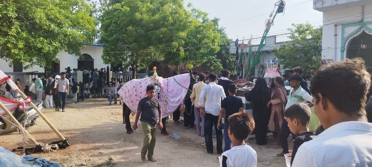 सात मुहर्रमुल हराम को बड़े एहतेराम के साथ निकाला गया जुलूस