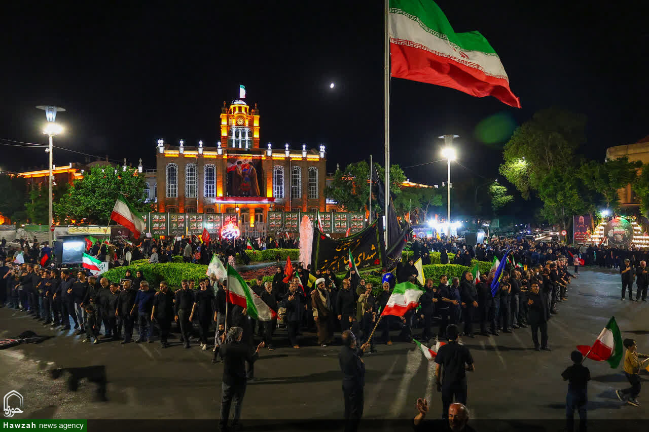 تصاویر/ مراسم هیئت عزاداری شهدای گمنام تبریز در میدان ساعت