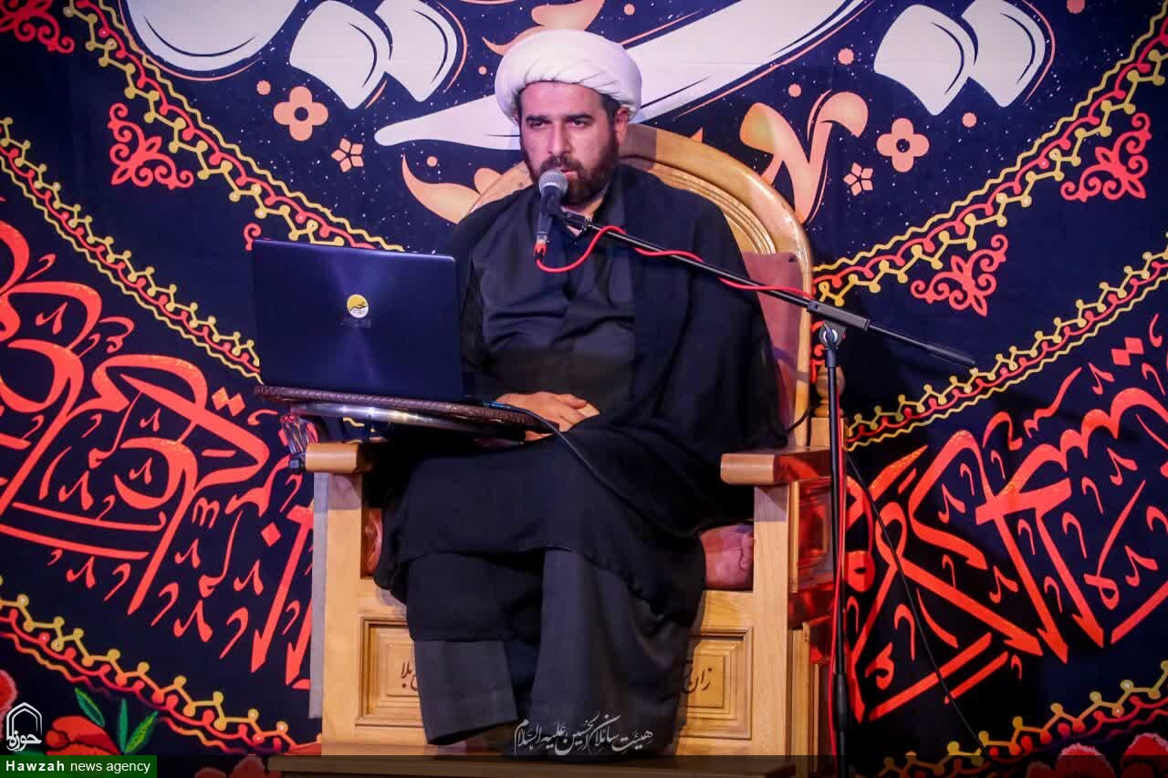 هدف اصلی نهضت حسینی مقابله با انحرافات بنیادین در جامعه اسلامی بود