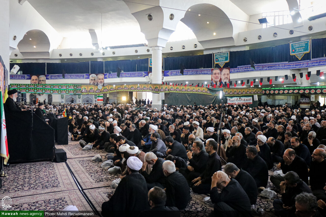 تصاویر/ مراسم عزاداری روز تاسوعا دفتر مقام معظم رهبری در قم
