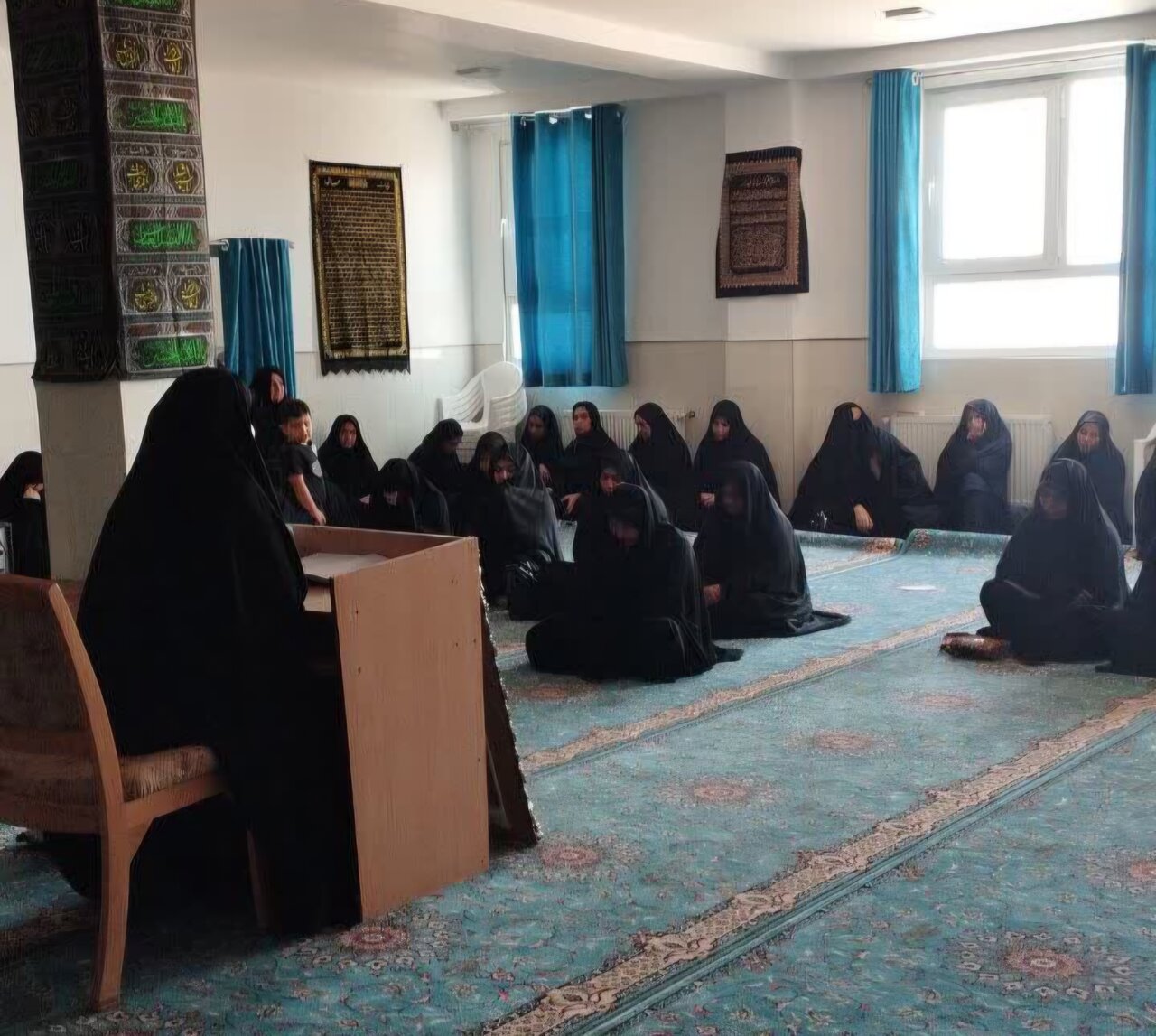 تصاویر/ مراسم عزاداری در مدرسه علمیه فاطمیه بیاض