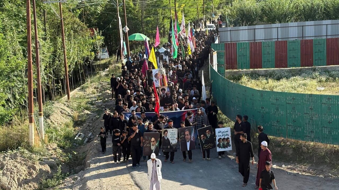 انجمنِ شرعی شیعیان کے تحت وادی بھر میں علم کا جلوس برآمد
