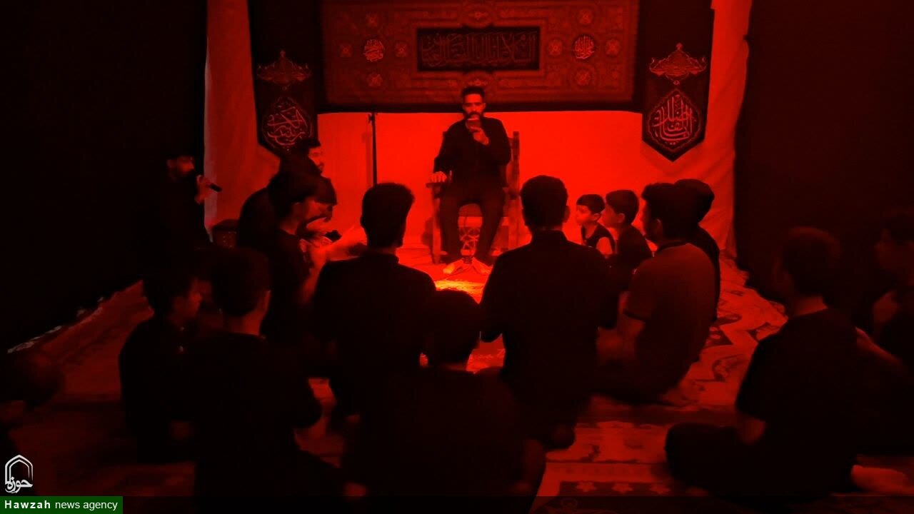 تصاویر / مراسم عزاداری در مدرسه علمیه صاحب الزمان(عج) اسدآباد