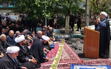 محبان امام حسین(ع) گرفتار حب دنیا نمی‌شوند