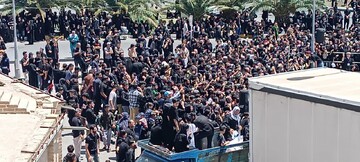 فیلم| عزاداری ظهر عاشورا در شهرستان ساوه