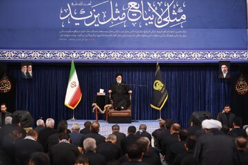اشک بر سیدالشهدا(ع) باید به حرکت در مسیر عاشورا منتهی شود