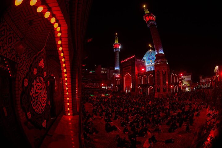 تصاویر/ عزاداری شب عاشورای حسینی در امامزاده صالح(ع)