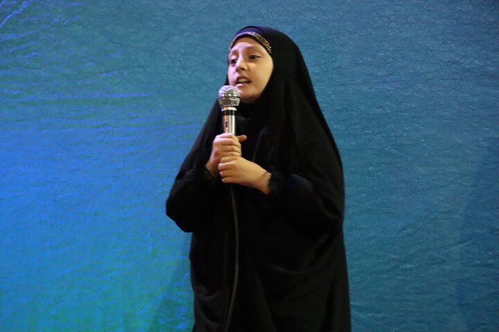 تصاویر/ اجتماع مردمی در حمایت از نظام اسلامی و نیروهای مسلح در تکاب