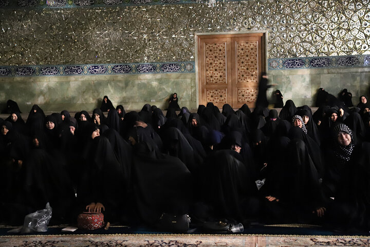 عزاداری دختران نوجوان در سوگ سالار شهیدان در هیأت معصومانه