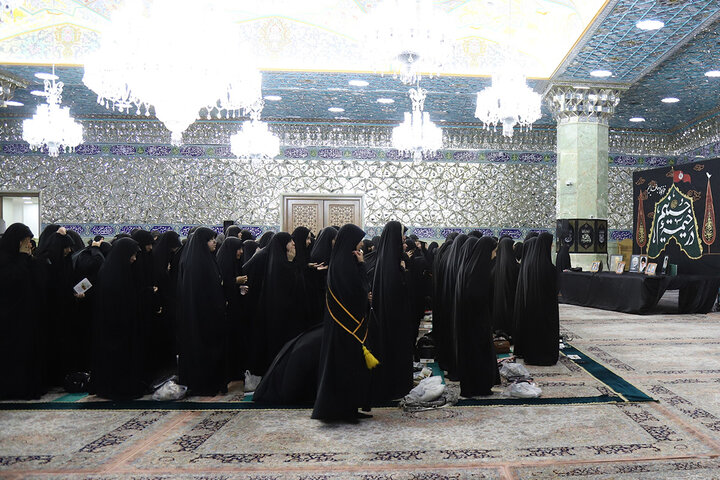عزاداری دختران نوجوان در سوگ سالار شهیدان در هیأت معصومانه