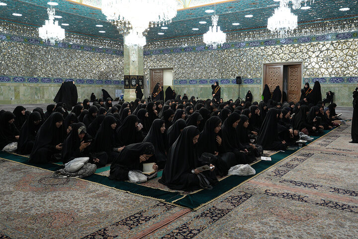 عزاداری دختران نوجوان در سوگ سالار شهیدان در هیأت معصومانه