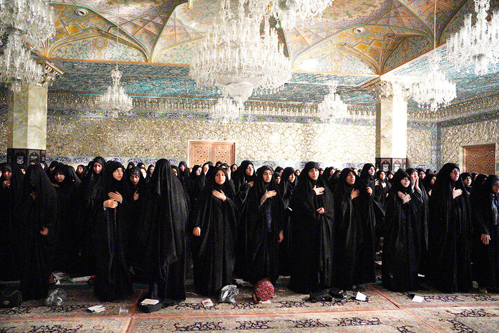 عزاداری دختران نوجوان در سوگ سالار شهیدان در هیأت معصومانه