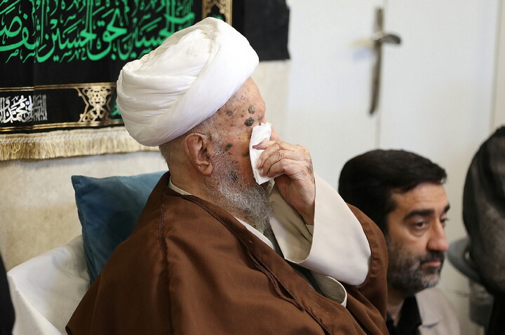 تصاویر/ مراسم عزادرای روز عاشورا در بیت آیت الله العظمی مکارم شیرازی