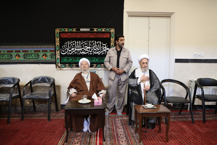 تصاویر/ مراسم عزادرای روز عاشورا در بیت آیت الله العظمی مکارم شیرازی