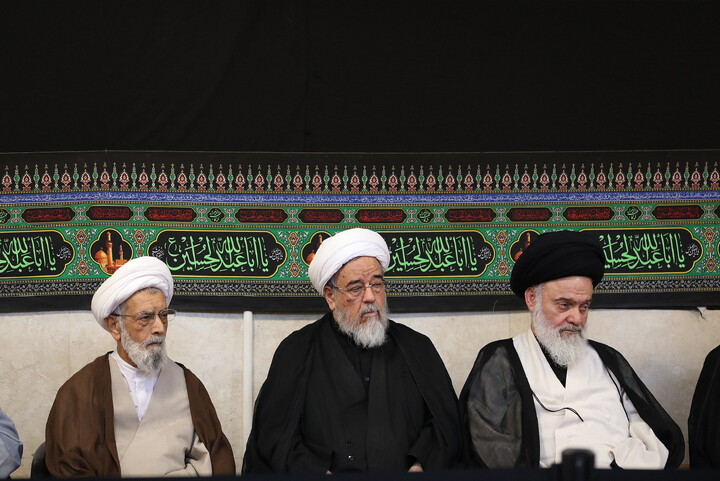 تصاویر/ مراسم عزادرای روز عاشورا در بیت آیت الله العظمی مکارم شیرازی